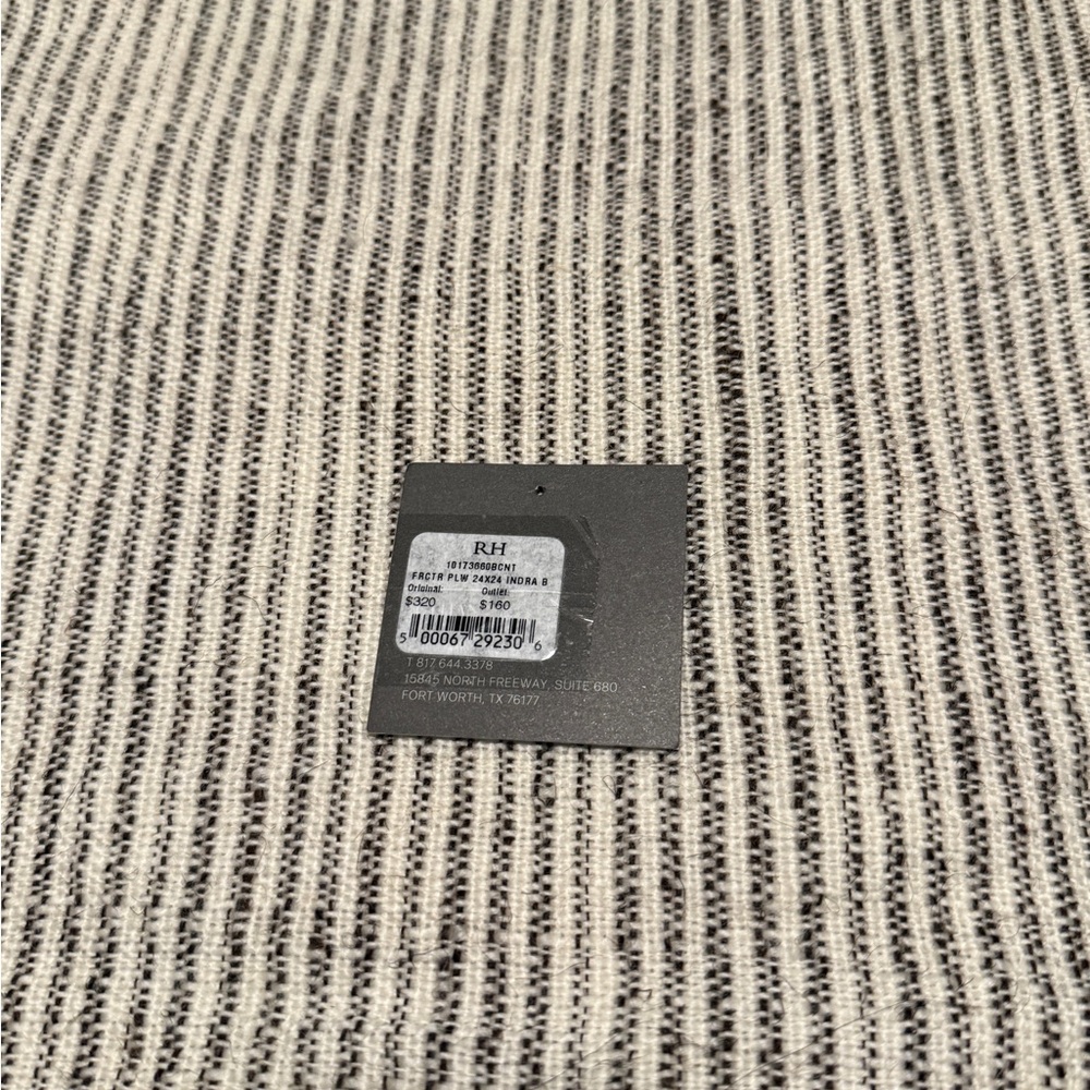 RH Sabi Handwoven Pillow Covers 24X24 (quantity 2) - Picture 7 of 7